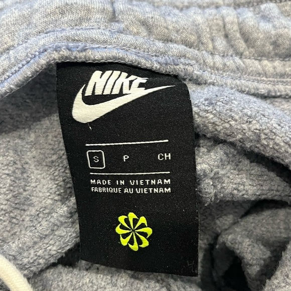 Nike sweatpants with multi logo - Picture 3 of 3